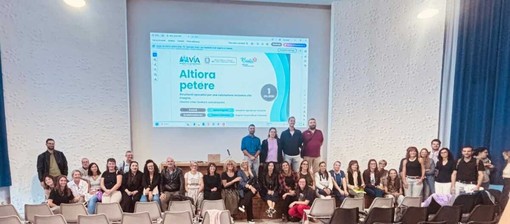 Formazione e innovazione scolastica, a Biella interesse per l’incontro sulle nuove metodologie di valutazione Formazione e innovazione scolastica, a Biella interesse per l’incontro sulle nuove metodologie di valutazione