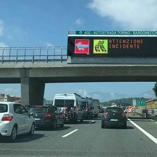 Dal Nord/Ovest: Grave incidente sulla A32, morte due persone: autostrada verso Bardonecchia chiusa, foto archivio Dal Nord/Ovest: Grave incidente sulla A32, morte due persone: autostrada verso Bardonecchia chiusa, foto archivio
