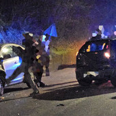 Biella: Perde il controllo dell'auto, si schianta contro un altro mezzo e una terza auto tampona la coda