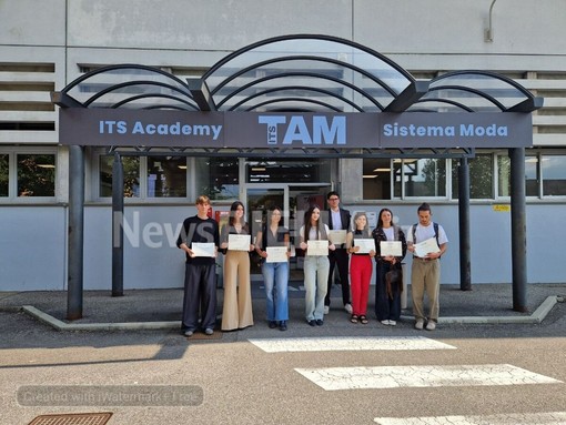 Its Tam, assegnate 10 borse di studio agli studenti, Corcione: "Avete la responsabilità di difendere il Made in Italy” Its Tam, assegnate 10 borse di studio agli studenti, Corcione: "Avete la responsabilità di difendere il Made in Italy”