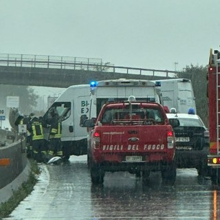 Superstrada, incidente all’uscita di Vigliano: traffico bloccato e rallentamenti - Foto Nicolò Caucino