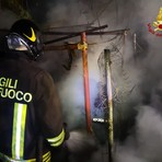 Quadro elettrico in fiamme nel garage, a Quaregna Cerreto arrivano i Vigili del Fuoco (foto di repertorio) Quadro elettrico in fiamme nel garage, a Quaregna Cerreto arrivano i Vigili del Fuoco (foto di repertorio)