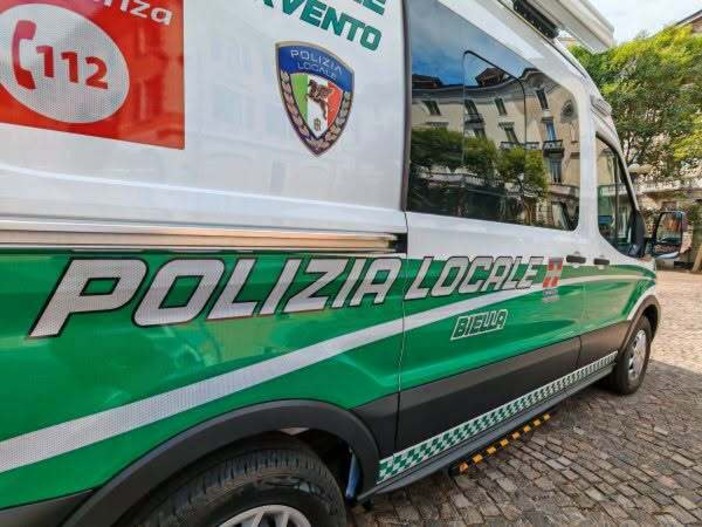 Prevenire le truffe, incontro al Vandorno di Biella con la Polizia Locale (foto dalla pagina Facebook di Città di Biella)