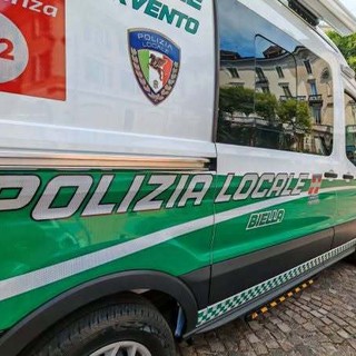 Prevenire le truffe, incontro al Vandorno di Biella con la Polizia Locale (foto dalla pagina Facebook di Città di Biella)