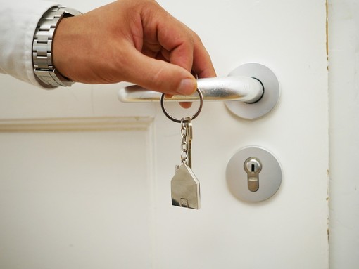 Case nel Biellese, tra piccoli comuni e aste immobiliari: cosa valutare oltre il prezzo