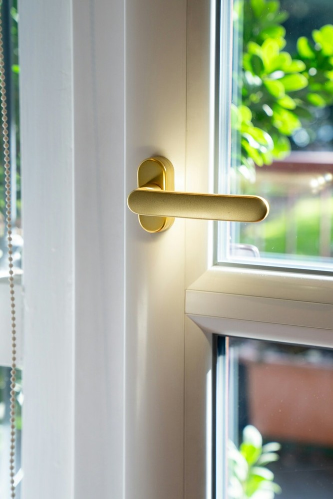 PVC, alluminio o legno? Come scegliere gli infissi senza fermarsi al materiale PVC, alluminio o legno? Come scegliere gli infissi senza fermarsi al materiale