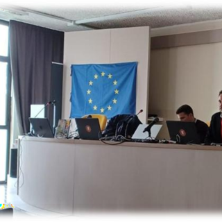 Liceo del Cossatese e Valle Strona: "Ingegneri in Classe", il ritorno sui banchi di scuola Liceo del Cossatese e Valle Strona: "Ingegneri in Classe", il ritorno sui banchi di scuola