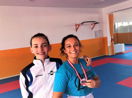 Karate: Jennifer Regis argento a Salisburgo Karate: Jennifer Regis argento a Salisburgo