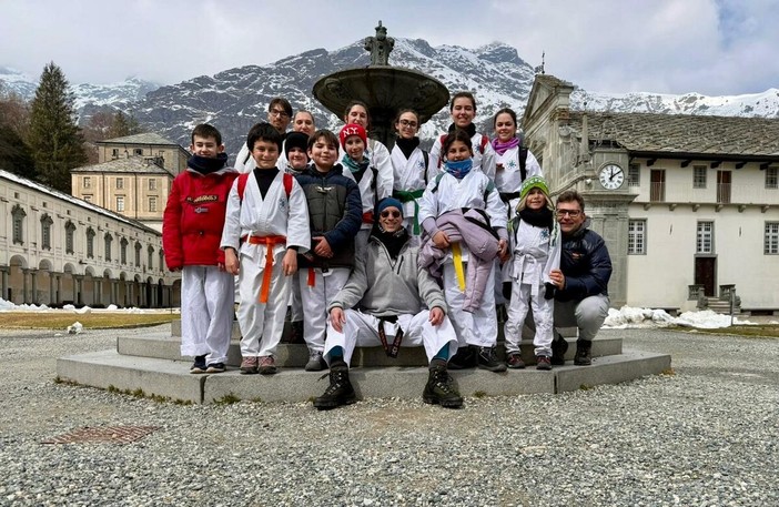 Karate sulla neve: Fudoshin Biella si allena al Santuario di Oropa