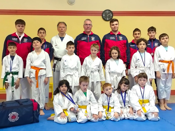 Nuovi atleti e nuovi podi per l’A.S.D. Quadrifoglio Karate team 2 Nuovi atleti e nuovi podi per l’A.S.D. Quadrifoglio Karate team 2