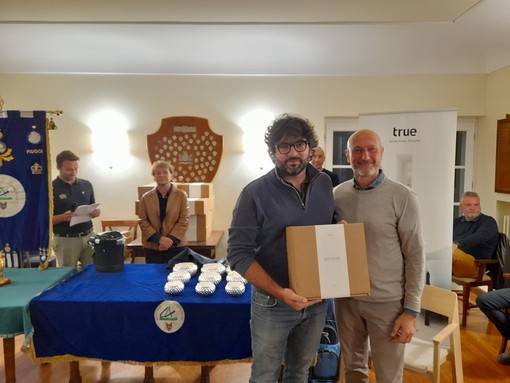 Magnano, Archigolf si rivela un trionfo: oltre 100 i giocatori in gara Magnano, Archigolf si rivela un trionfo: oltre 100 i giocatori in gara