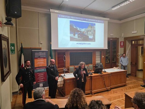 Legalità e prevenzione nelle scuole, successo per l’incontro con le famiglie al Bona di Biella FOTO