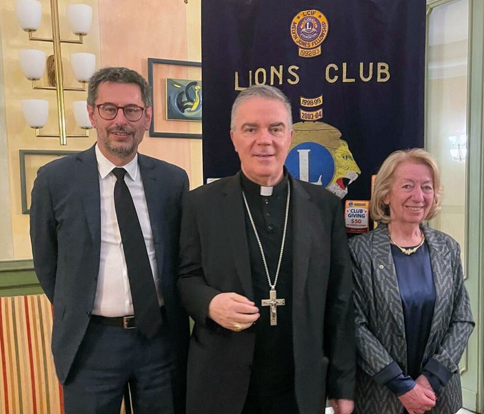 Monsignor Sacchi torna a Biella, è stato ospite del Lions Monsignor Sacchi torna a Biella, è stato ospite del Lions