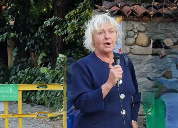 Primo giorno di scuola 2025/26, Caldesi: "Studiare vi aiuta a costruire il vostro futuro" Primo giorno di scuola 2025/26, Caldesi: "Studiare vi aiuta a costruire il vostro futuro"