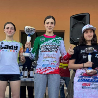 Leila Olimi protagonista a Frassinello: secondo posto combattuto nel Minienduro