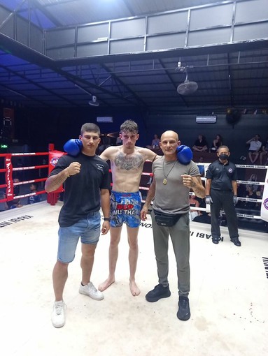 Da Biella alla Thailandia, Matteo Fatarella vince per KO al 4° round Da Biella alla Thailandia, Matteo Fatarella vince per KO al 4° round