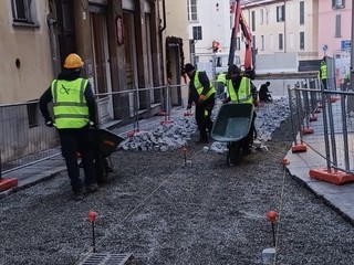 Avanti tutta con i lavori in via Italia, lunedì al via in via Dante