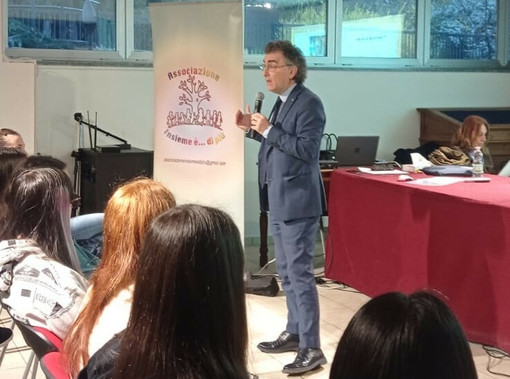 Convegno al Liceo “G. e Q. Sella”: giovani verso una società più consapevole Convegno al Liceo “G. e Q. Sella”: giovani verso una società più consapevole