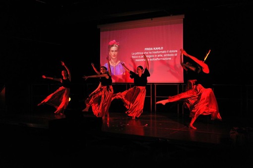 Occhieppo Inferiore, il coraggio in scena con "Volti di Donna" FOTO Orfeo Cerruti Bozzola Occhieppo Inferiore, il coraggio in scena con "Volti di Donna" FOTO Orfeo Cerruti Bozzola