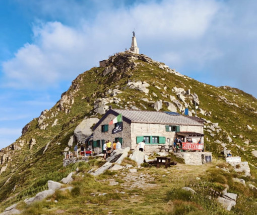 Rifugio Mombarone chiuso. Il Comune di Graglia al lavoro per il suo futuro Rifugio Mombarone chiuso. Il Comune di Graglia al lavoro per il suo futuro
