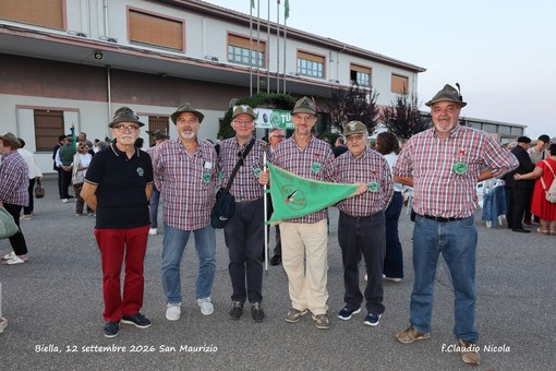 Casapinta: Luca Rigardo "promosso" ad Amico degli Alpini - Foto di Claudio Nicola