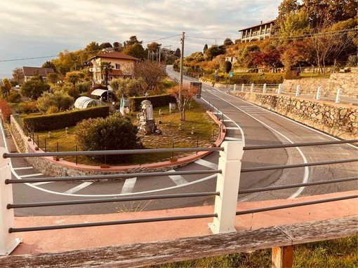 Zimone, completata la messa in sicurezza della Strada delle Olive: collaborazione virtuosa tra ditta e comune Zimone, completata la messa in sicurezza della Strada delle Olive: collaborazione virtuosa tra ditta e comune