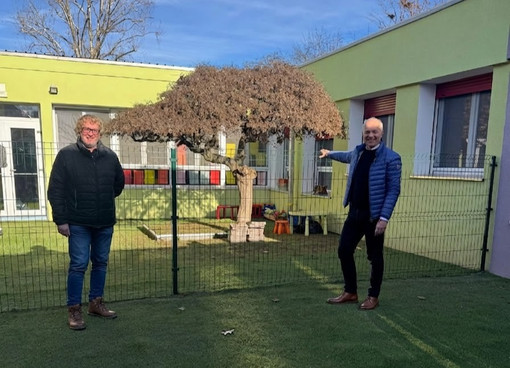 Gaglianico, nuovo volto per il cortile interno tra l’asilo nido e la scuola materna Gaglianico, nuovo volto per il cortile interno tra l’asilo nido e la scuola materna