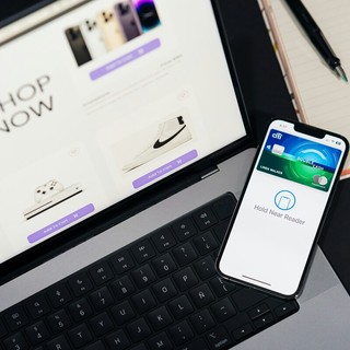 Perché la moda ispirata ai videogiochi funziona anche oltre la cerchia dei fan
