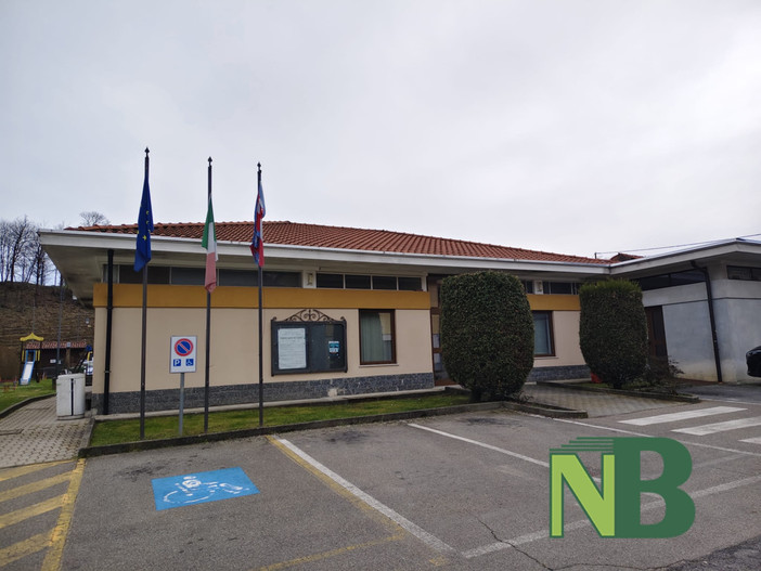 Incontro pubblico a Zimone, al centro la raccolta dei rifiuti Incontro pubblico a Zimone, al centro la raccolta dei rifiuti