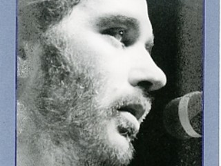 Roberto Marchisotti, al seguito dei cantanti negli anni ’60 e ’70: “Le mie foto erano uniche ed esclusive” FOTO copyright Roberto Marchisotti. Francesco de Gregori 1975 Roberto Marchisotti, al seguito dei cantanti negli anni ’60 e ’70: “Le mie foto erano uniche ed esclusive” FOTO copyright Roberto Marchisotti. Francesco de Gregori 1975