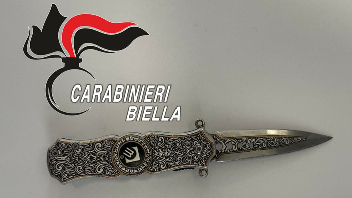 Controlli antidroga a Mongrando: lancia la cocaina dal finestrino Controlli antidroga a Mongrando: lancia la cocaina dal finestrino