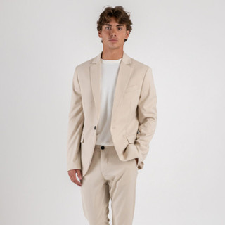 Eleganza d'autunno: la guida al look maschile per un matrimonio