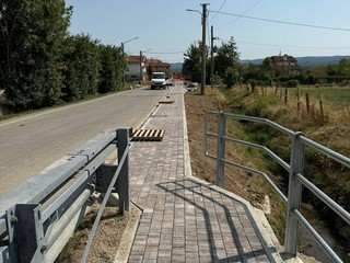 Borriana, conclusi in anticipo i lavori per il nuovo marciapiede in Via Rossetti Borriana, conclusi in anticipo i lavori per il nuovo marciapiede in Via Rossetti