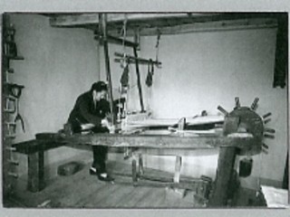 Mezzana, operaia al telaio, FOTO Copyright Roberto Marchisotti