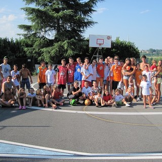 Entusiasmo, solidarietà ed energia. Questo il motto del Teens Basket Cossato