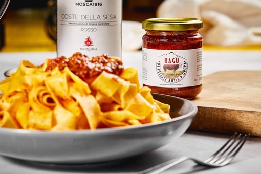 Dai verdi pascoli delle Prealpi biellesi, da Mosca1916 il ragù come una volta a km0 FOTO Dai verdi pascoli delle Prealpi biellesi, da Mosca1916 il ragù come una volta a km0 FOTO