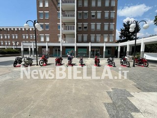 Biella, spazio agli appassionati di moto d'epoca FOTO e VIDEO di Massimo Giacobbe per newsbiella.it