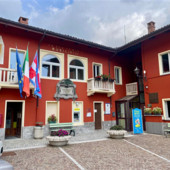 Miagliano, rinnovate le facciate del Municipio (foto dal sito web del Comune di Miagliano) Miagliano, rinnovate le facciate del Municipio (foto dal sito web del Comune di Miagliano)