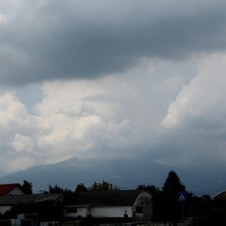 Piemonte, è allerta gialla per temporali forti: piogge anche sui settori alpini del Biellese (foto di repertorio)