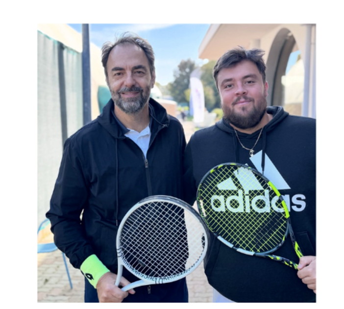 Teatro la sera, tennis di giorno: Neri Marcorè al Tennis Lab Biella foto Tennis Lab Teatro la sera, tennis di giorno: Neri Marcorè al Tennis Lab Biella foto Tennis Lab