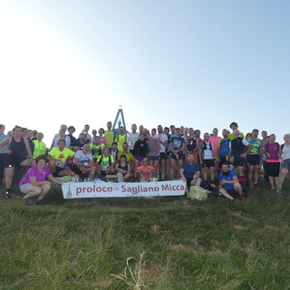Un’uscita tra sport, natura e solidarietà: sul Monte Cucco per salutare l’estate