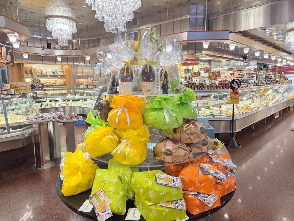 Biella, il profumo delle feste in via San Filippo: il viaggio nel gusto di Mosca1916 per Pasqua e Pasquetta FOTO