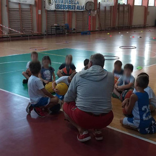 In 24 alla Rivetti per la prima lezione di minibasket del Teens Biella