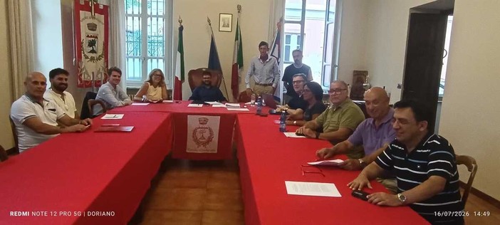 Mongrando dice NO al progetto di ricerca acque minerali FILLE: il Consiglio Comunale vota all’unanimità la mozione delle minoranze Mongrando dice NO al progetto di ricerca acque minerali FILLE: il Consiglio Comunale vota all’unanimità la mozione delle minoranze
