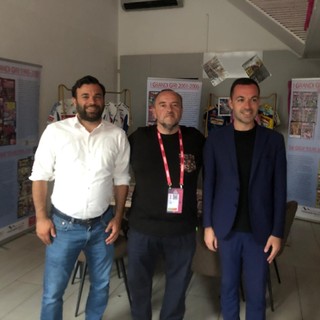 Biella celebra il Giro d’Italia con due mostre: dai cimeli di Pantani alle foto d’autore del Forte di Bard