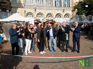 Sordevolo si accende di magia: al via la XXIII edizione del Mercatino degli Angeli FOTO e VIDEO Davide Finatti per newsbiella.it