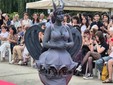 Moda e Musica, gli studenti del Liceo Sella portano in passerella gli abiti-scultura Moda e Musica, gli studenti del Liceo Sella portano in passerella gli abiti-scultura