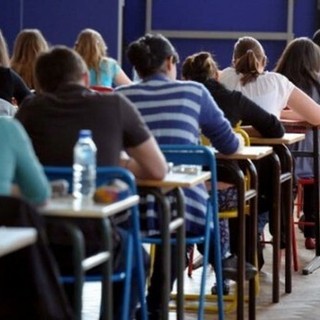 Maturità 2026, notte prima degli esami anche in Piemonte: "Serenità e fiducia, senza avere paura di sbagliare" Maturità 2026, notte prima degli esami anche in Piemonte: "Serenità e fiducia, senza avere paura di sbagliare"
