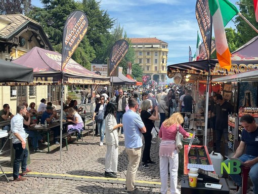 Biella, sapori d’Europa ai Giardini Zumaglini: oggi si chiude il mercato internazionale - Servizio di Massimo Giacobbe