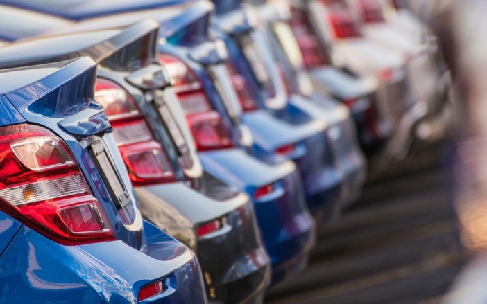Comprare un'auto nel Biellese: guida pratica tra nuovo, usato e concessionari multimarca Comprare un'auto nel Biellese: guida pratica tra nuovo, usato e concessionari multimarca